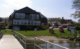 Hotel Faehrhaus Niederkleveez